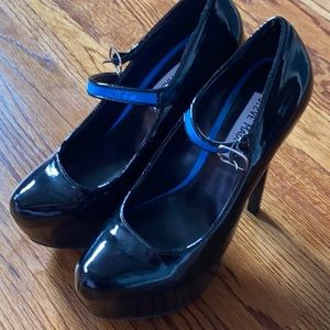 Steve Madden Black heels